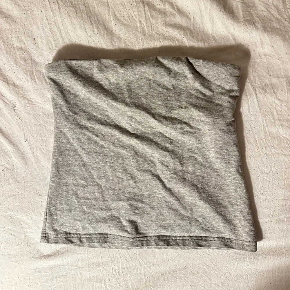 Edikted Gray Tube Top - Picture 1 of 2
